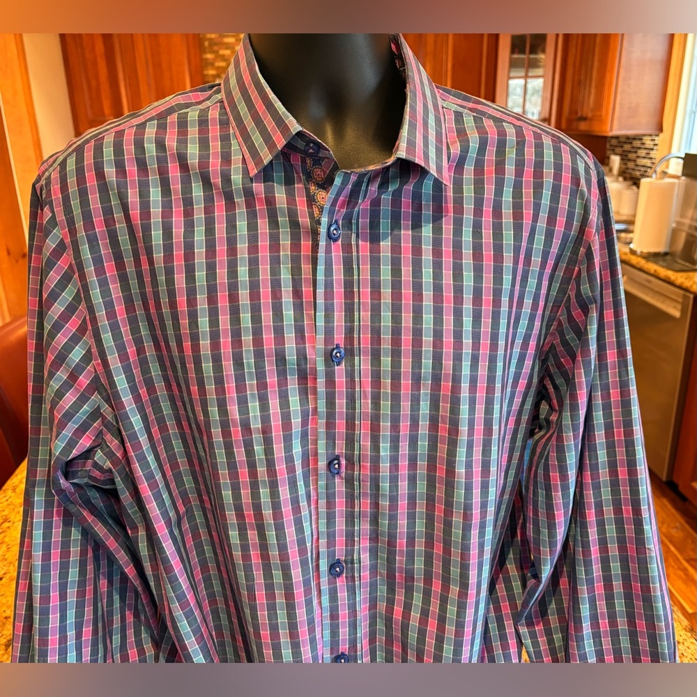 COOGI Luxe Men's Vibrant Plaid Button Down Shirt. Sharp plaid with contrast cuff